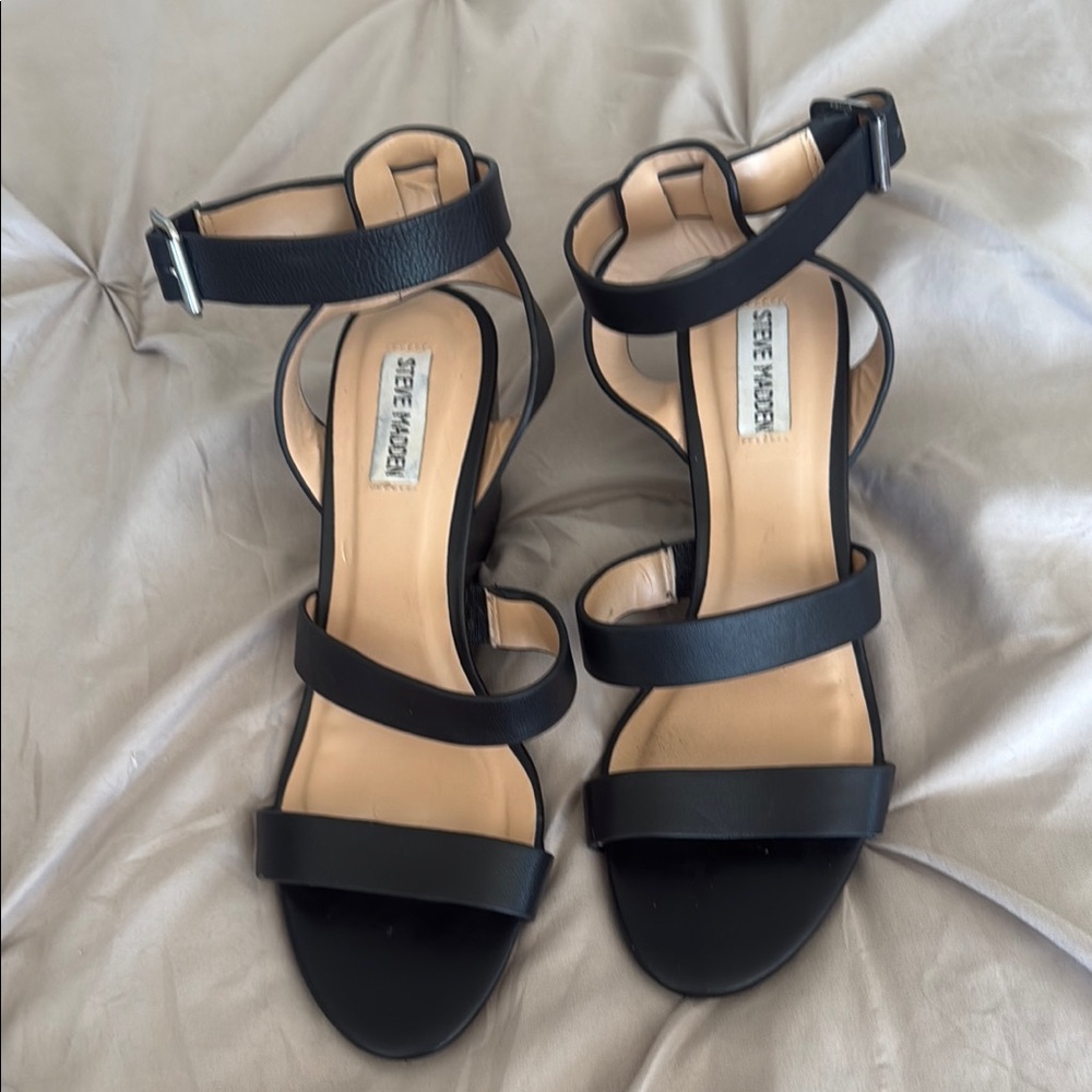 Steve Madden Black Heeled Sophistication